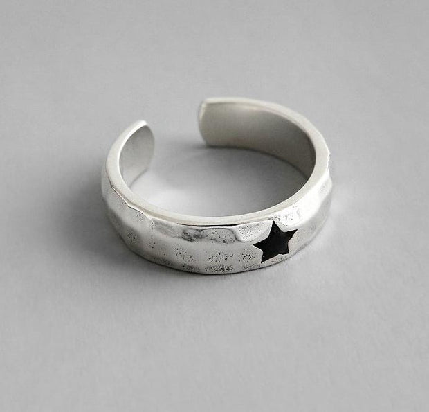 Resizable Blackstar Ring (925 Silver)